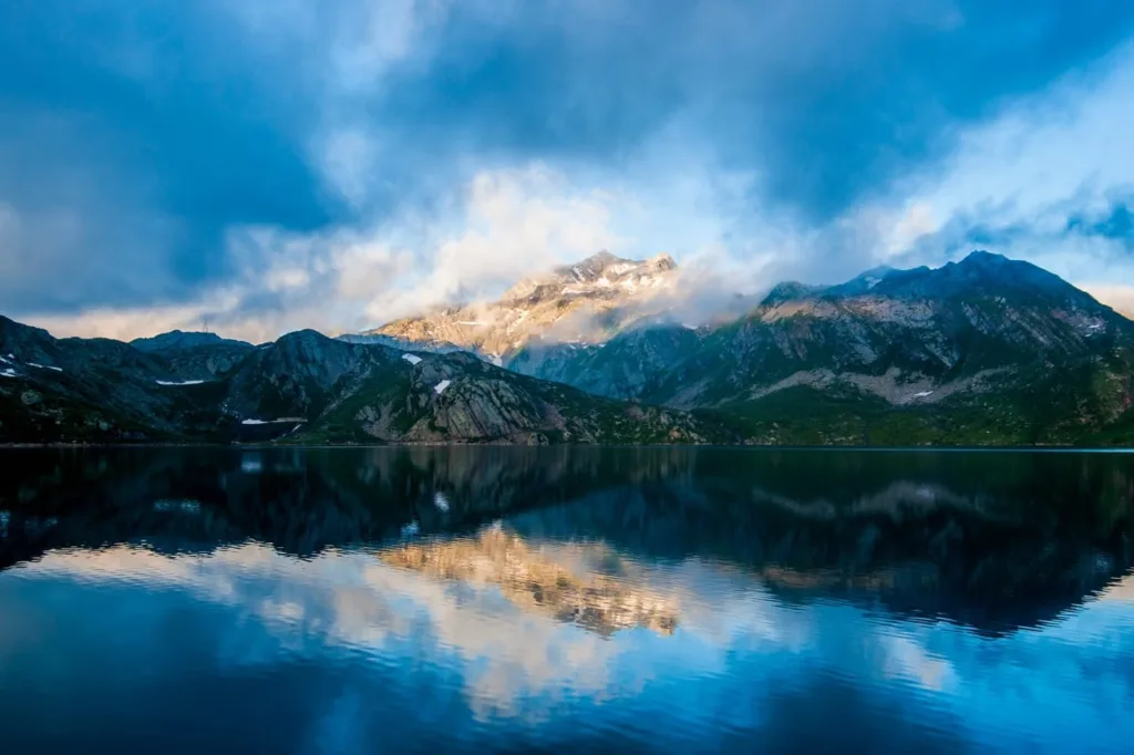 How to Start a Side Hustle and Make Extra Income 8 landscape water nature wilderness mountain cloud 100772 pxhere.com